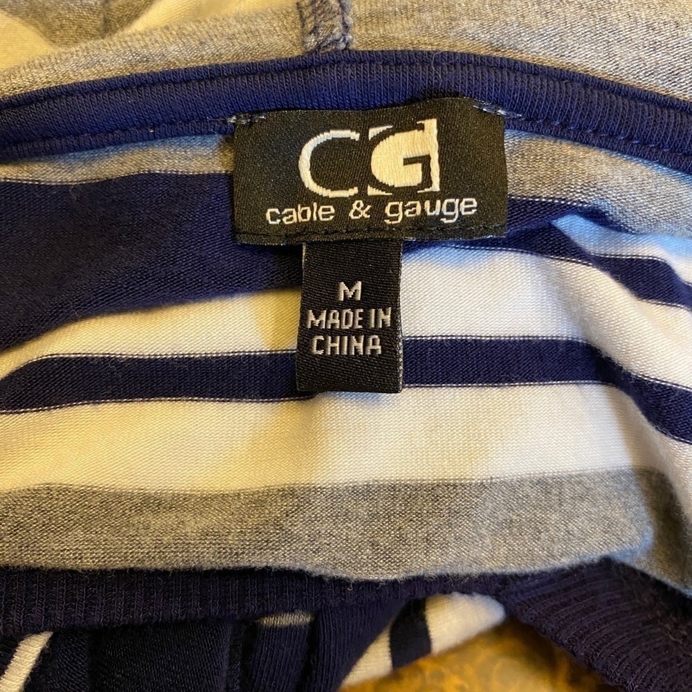 Cable & Gauge Hooded Top Navy Gray White Striped Size Medium Hoodie Short Sleeve - Picture 5 of 8